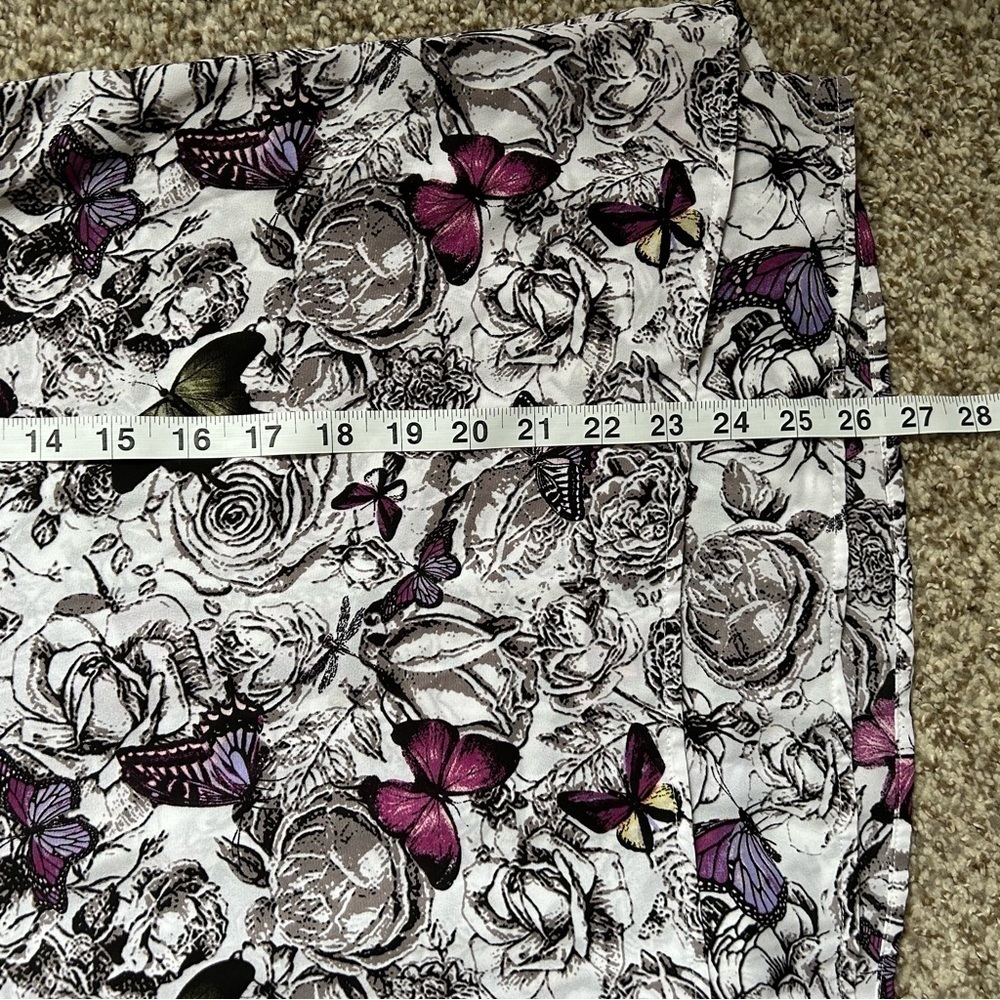 🦋 Christopher & Banks White Purple Butterfly Sleeveless Tank Top Blouse Medium - Picture 5 of 5
